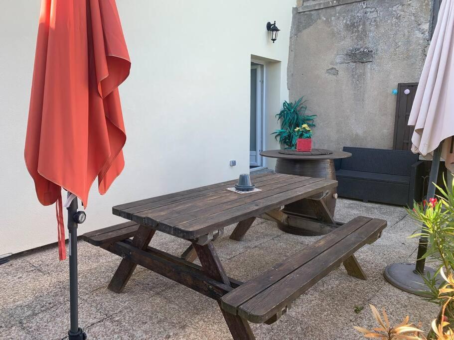 Studio Cosy Avec Terrasse. Apartamento Boyer Exterior foto