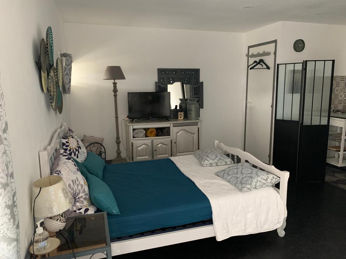 Studio Cosy Avec Terrasse. Apartamento Boyer Exterior foto